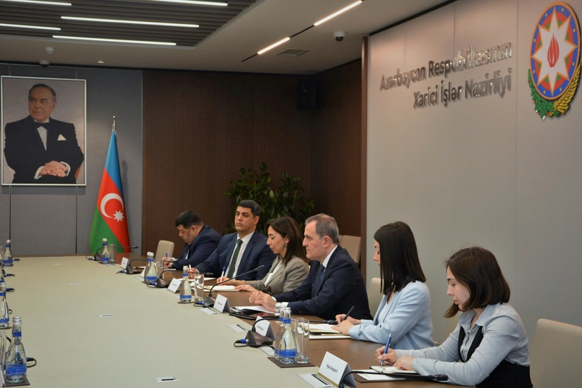 Ceyhun Bayramov Yaponiya XİN başçısının müavini ilə görüşüb