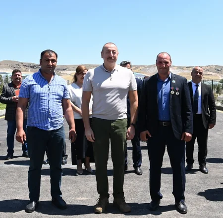 Prezident və birinci xanım Zəngilanda “Ağıllı kənd”in açılışını ediblər