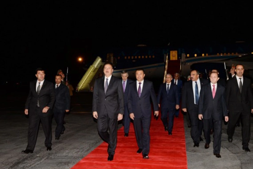 Президент Азербайджана прибыл с официальным визитом в Таджикистан