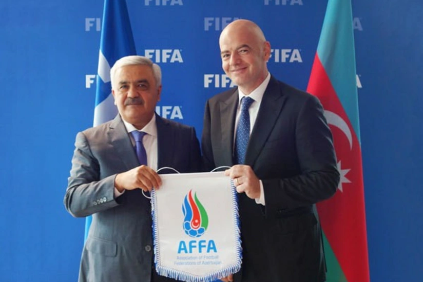 Rövnəq Abdullayev FIFA prezidenti ilə görüşüb