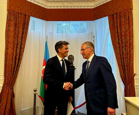 Azərbaycanın Britaniyadakı səfirliyinin yeni inzibati binasının açılışı olub