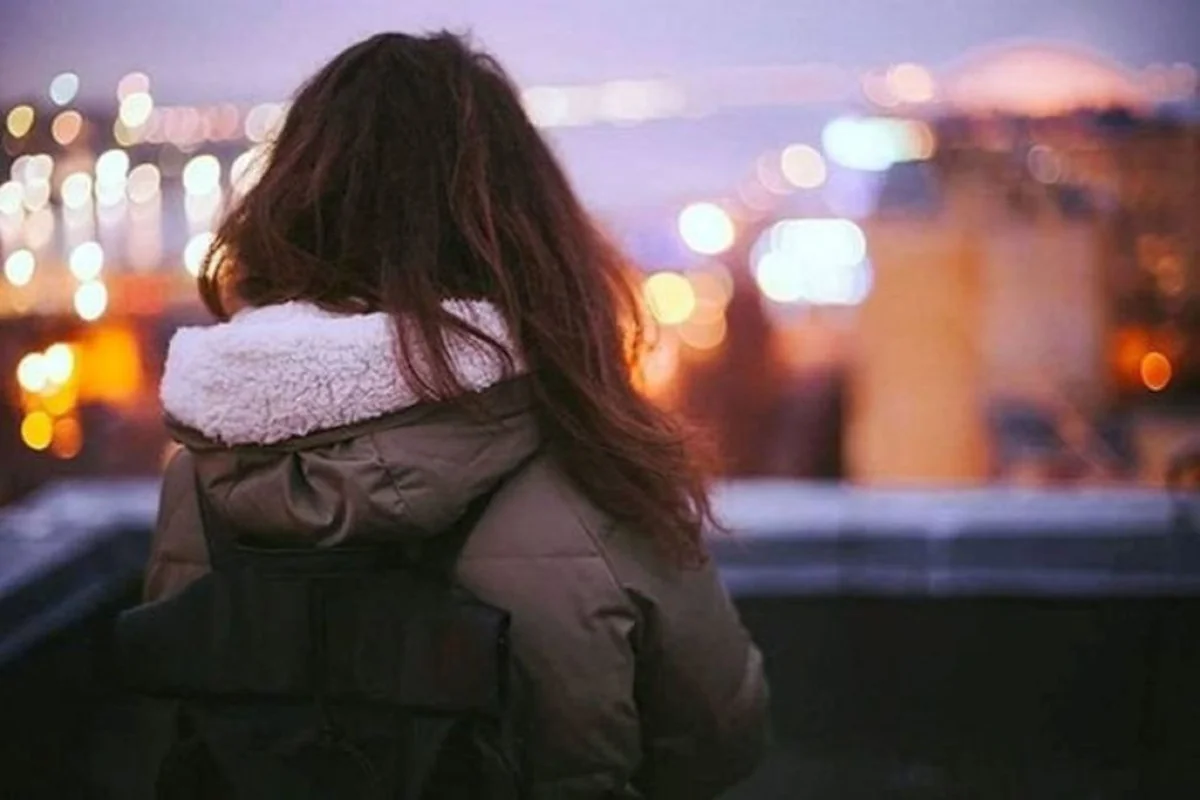 Bakıda 15 yaşlı qız itkin düşüb