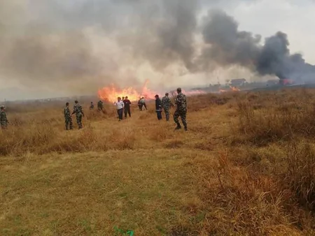 Nepalda sərnişin təyyarəsi qəzaya uğrayıb, onlarla insan ölüb və yaralanıb - FOTO - VİDEO - YENİLƏNİB