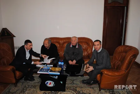 Azərbaycan yazıçılarının kitabları Batumi Dövlət Universitetinə təqdim olunub - FOTO