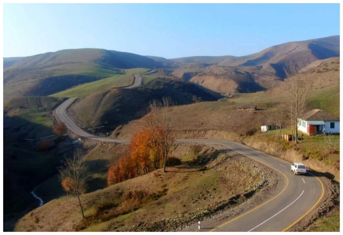 Length of first-class roads in Azerbaijan rose by 2,000 km over 20 years