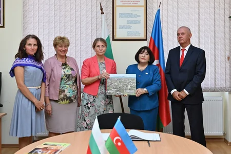Speaker Sahiba Gafarova familiarizes with Azerbaijani Language and Culture Centre in Bulgaria 