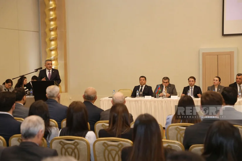 Vəkillər Kollegiyasının sədri aralarında intriqa olan vəkillərə çağırış edib