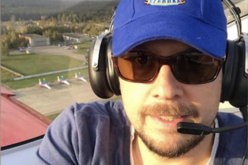 Ведущий ток-шоу и его жена погибли при крушении самолета в Подмосковье