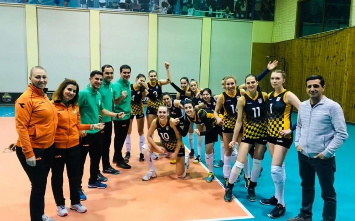 Azerreyl uduzub, UNEC ilk qələbəsini qazanıb