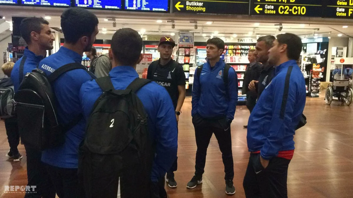 UEFA Millətlər Liqasında Farer adaları ilə səfər oyununa yollanan Azərbaycan yığması Kopenhagenə çatıb - FOTO