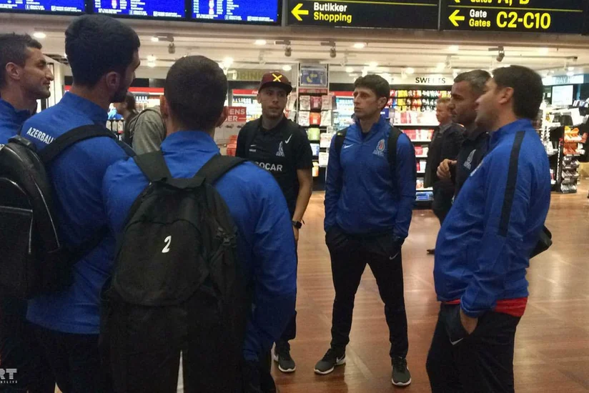 UEFA Millətlər Liqasında Farer adaları ilə səfər oyununa yollanan Azərbaycan yığması Kopenhagenə çatıb - FOTO