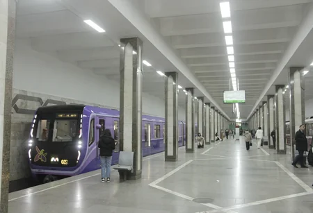 “Əhmədli” metrostansiyasında yeni işıqlandırma sistemi quraşdırılıb