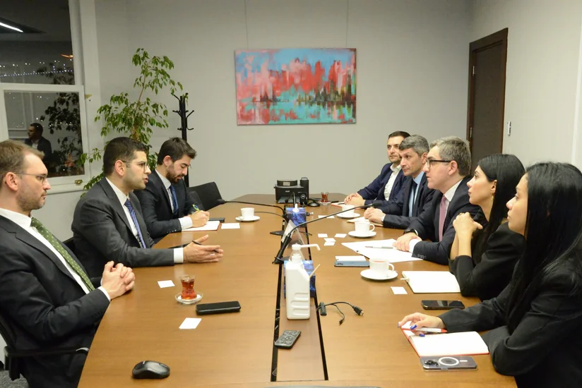 Azərbaycan və Türkiyə qarşılıqlı investisiyaların genişləndirilməsini müzakirə edib