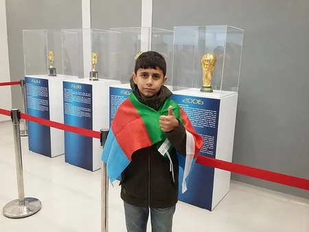 Bakı Olimpiya Stadionunda İtaliya milli komandasının kubokları nümayiş olunub - FOTO