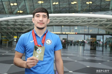 Cüdo üzrə dünya çempionatında iştirak etmiş Azərbaycan millisi Bakıya qayıdıb