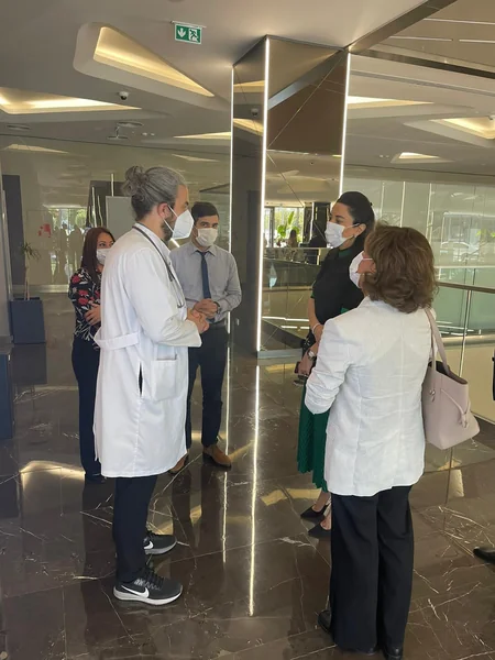 Ombudsman Türkiyədə müalicə alan qazilərə baş çəkib