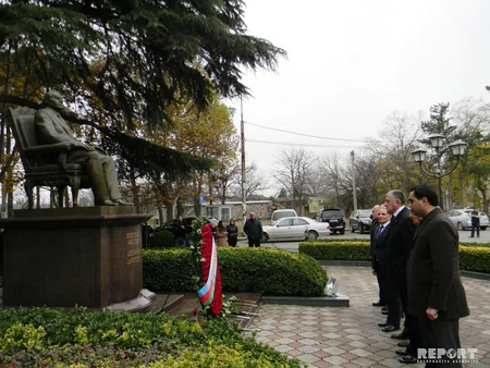 Gürcüstanda ümummilli lider Heydər Əliyevin xatirəsi anılıb