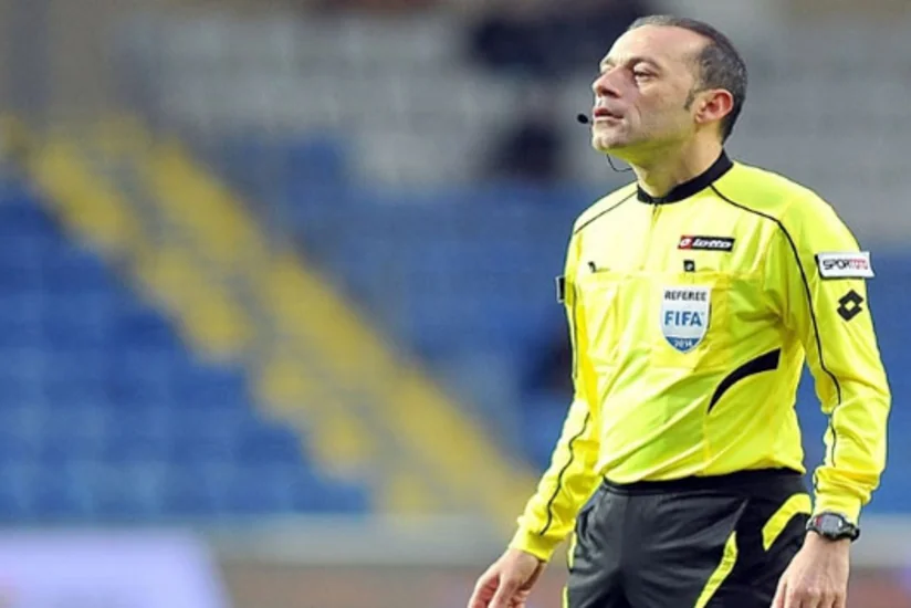 Olimpiadada futbol yarışlarını idarə edəcək hakimlər açıqlanıb