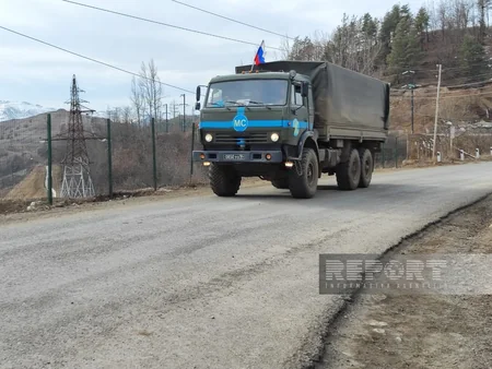 По дороге Ханкенди-Лачын беспрепятственно проехал 71 автомобиль российских миротворцев