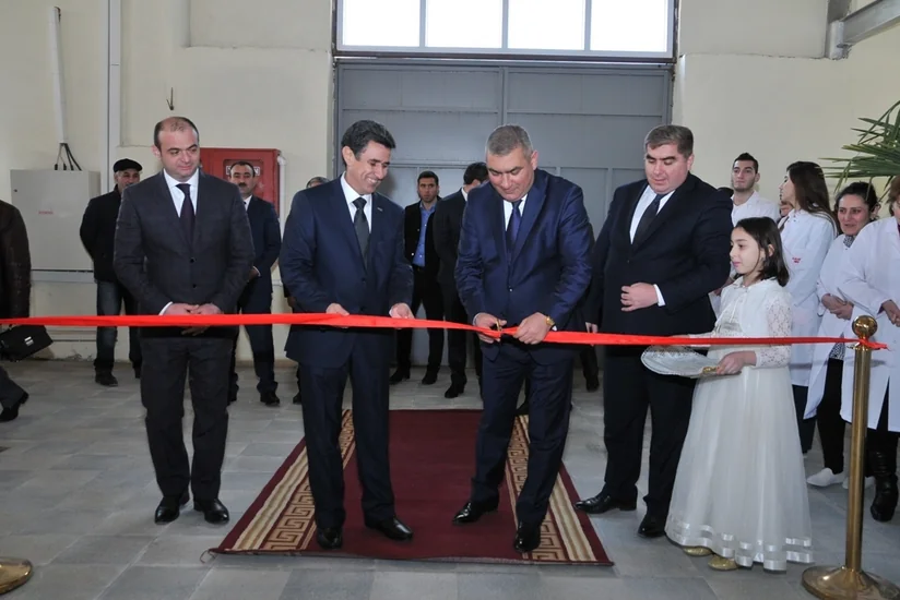 Abşeronda çini və saxsıdan keramik hədiyyələr istehsal edən fabrik istifadəyə verilib