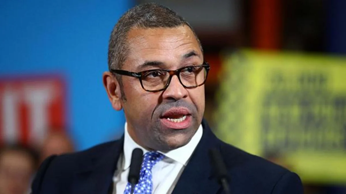 Глава МИД Британии обсудит в США помощь Украине