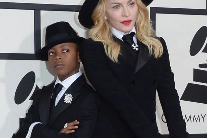 Madonna futbolçu olmaq istəyən oğulluğuna görə Portuqaliyaya köçür