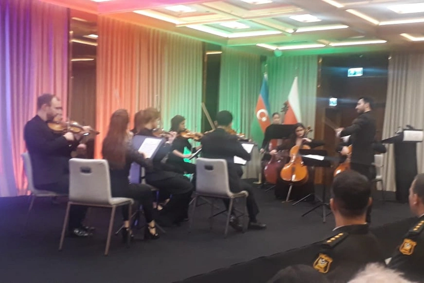 Varşavada Zəfər Gününə həsr olunan konsert təşkil edilib
