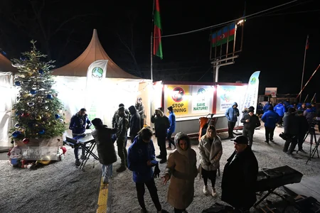 Xankəndi-Laçın yolunda aksiya bayram axşamında da davam edir, iştirakçılar yüksək əhval-ruhiyyədədir