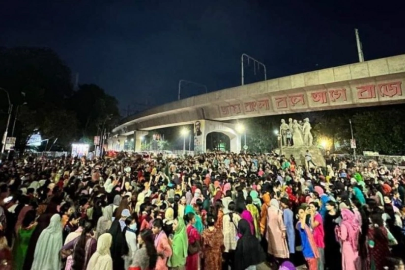 В Бангладеш более 100 студентов пострадали в ходе столкновений