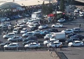 Bakının bəzi yollarında sıxlıq var - SİYAHI