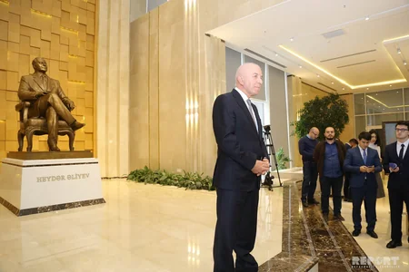 YAP-da İmadəddin Nəsiminin 650 illik yubileyi ilə bağlı sərgi açılıb - FOTO