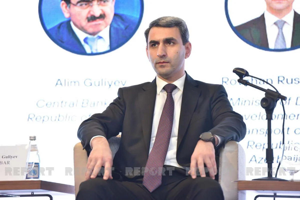 Rövşən Rüstəmov: “2025-ci ilə qədər 25 meqabitlik interneti əlçatan etməliyik”