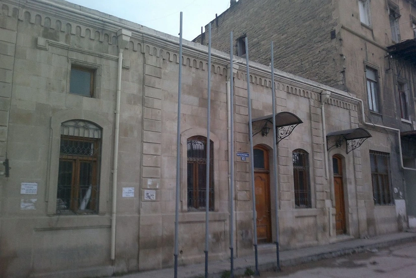 Vidadi Həsənov: Yuğ Teatrının bina problemi hələ də həll olunmayıb