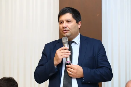 Azərbaycan Güləş Federasiyasının təşkil etdiyi məşqçilərin ümumrespublika seminarı davam edir