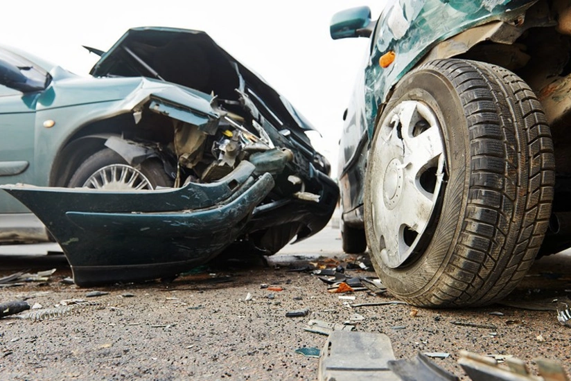 Bakıda iki avtomobil toqquşdu, xəsarət alan var