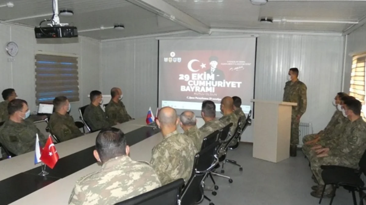 Azerbaijani military join Turkish servicemen in Karabakh to mark Republic Day