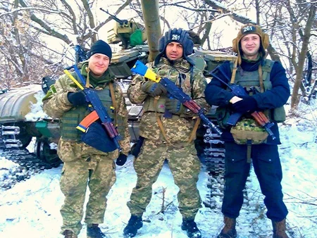 Ata Qarabağda, oğlu Ukraynada döyüşdü - didərgin ailənin tarixçəsi