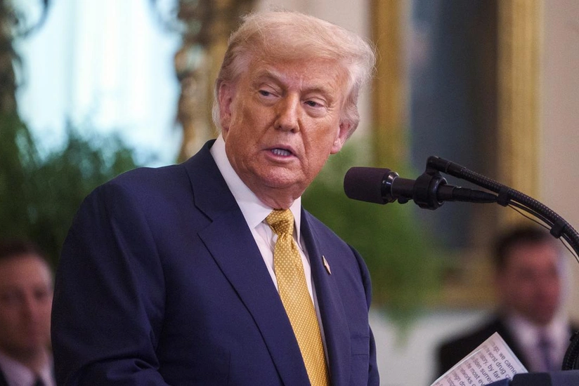 Tramp BƏƏ-dəki əfqan qaçqınlara kömək edəcəyinə söz verib