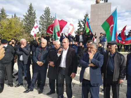 В Грузии празднуют победу Азербайджана