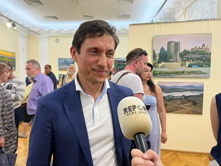 В Саратове отрылась выставка Цветные сны Азербайджана