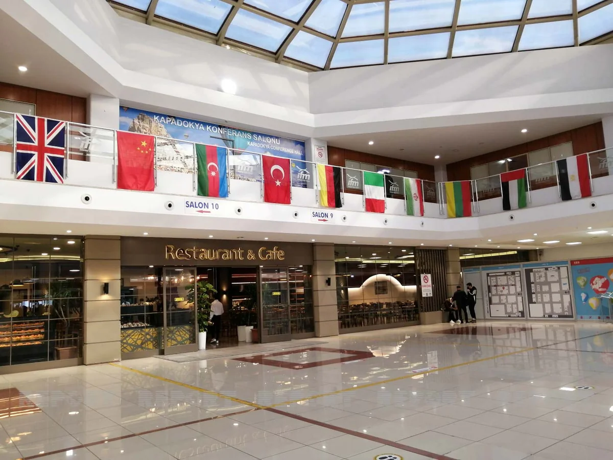 Азербайджан представлен на выставке Logistrans - 2021 в Стамбуле