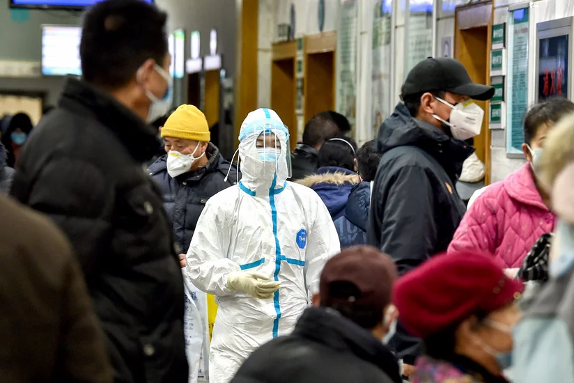 Yaponiya koronavirusla mübarizəyə daha 700 milyard dollar xərcləyəcək