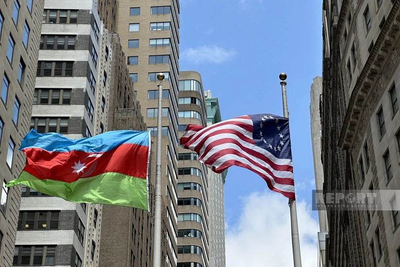 Azərbaycan bayrağı növbəti dəfə Nyu-Yorkda səmaya qaldırılıb