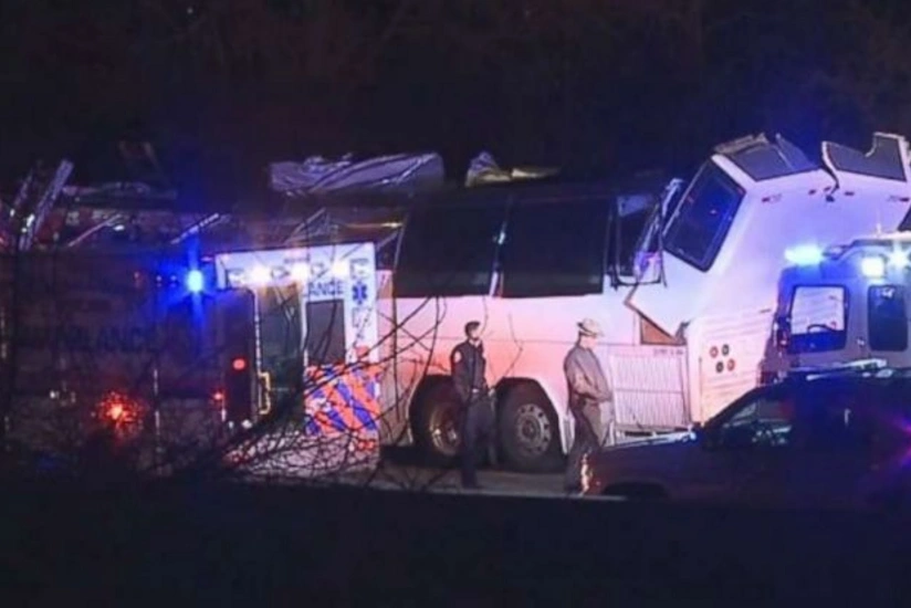 Bus strikes Long Island overpass in US, 40 injured - VIDEO