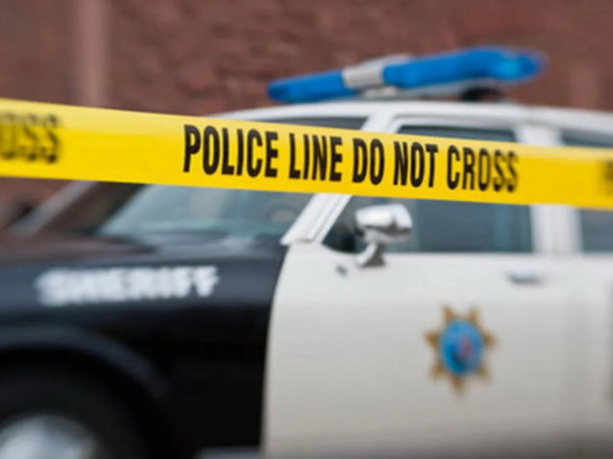 4 injured in Christmas shooting outside Alabama cinema