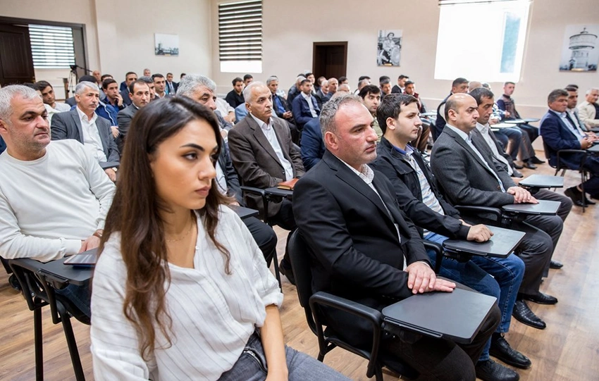 Biləcəri Yuyucu-Buxarlayıcı stansiyasında yeni istifadəyə verilən Təlim-Tədris Mərkəzində seminar keçirilib