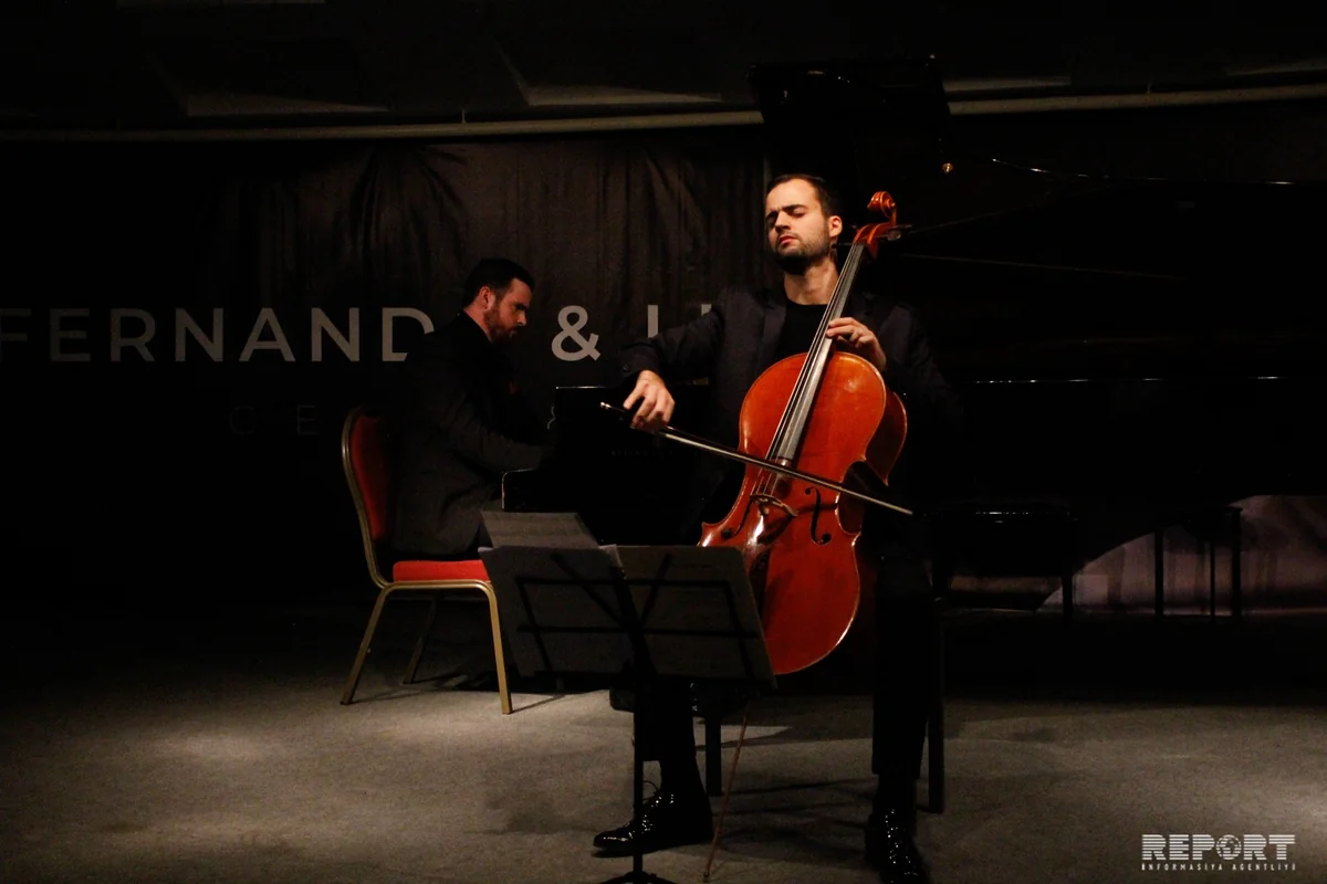Pyrenees in Caucasus: Baku hosts concert of Portuguese duet - VIDEO
