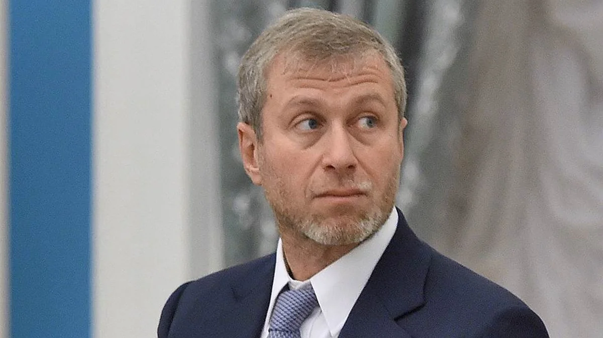Принадлежащий Абрамовичу оператор связи продадут за 1 фунт стерлингов