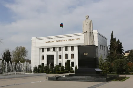 Rəşad Nəbiyev Sabirabadda vətəndaşları qəbul edib