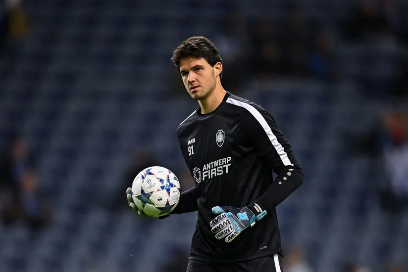 Mançester Yunayted yeni qapıçı transfer edir